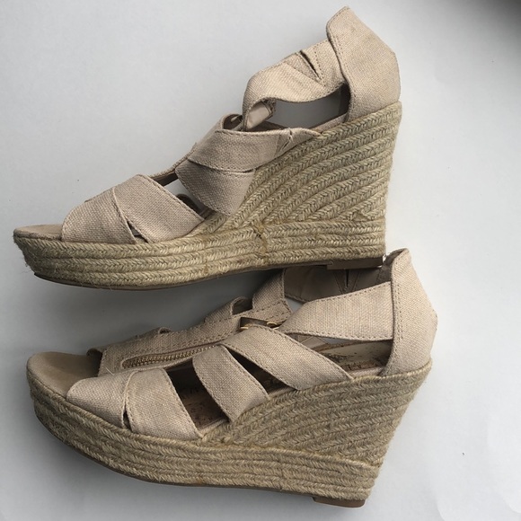 Espadrille Wedges🌸 - Picture 4 of 7